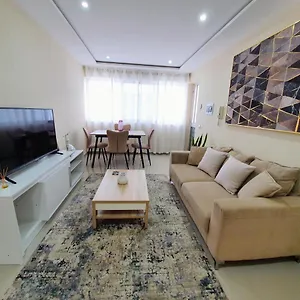 Kelly's House Plateau Center Apartamento