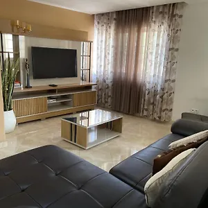Avenida Apartamento